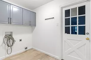 5819 Forest Ln, Dallas, TX 75230 - Photo 23