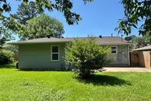 1015 W Sycamore St, Sherman, TX 75092 - Photo 7