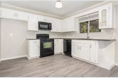 6813 Shadydale Drive, North Richland Hills, TX 76182 - Photo 7