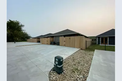 802-804 N Broughton Street #802, Sherman, TX 75090 - Photo 19