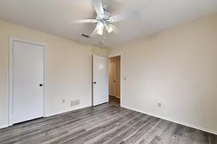 1308 Timber Valley Dr, Flower Mound, TX 75028 - Photo 9