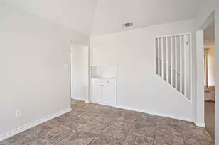 7712 Miracle Ln, North Richland Hills, TX 76182 - Photo 13