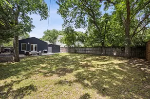 8714 Redondo Dr, Dallas, TX 75218 - Photo 23