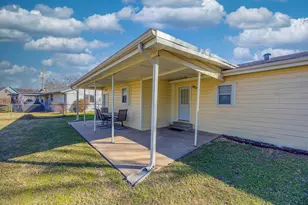 110 S 5th St, Alvarado, TX 76009 - Photo 23