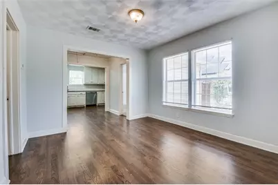 511 Archer Avenue, Cockrell Hill, TX 75211 - Photo 9