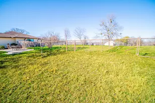 115 Bent Oak Rd, Weatherford, TX 76086 - Photo 27