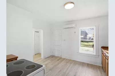 5229 Kilpatrick Avenue, Fort Worth, TX 76107 - Photo 9