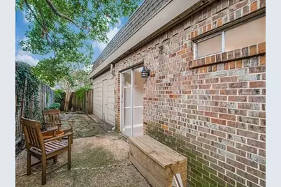 9808 Crest Meadow Drive, Dallas, TX 75230 - Photo 17