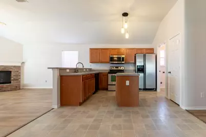 959 Heather Street, Burleson, TX 76028 - Photo 3