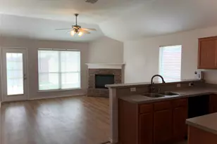 959 Heather St, Burleson, TX 76028 - Photo 9