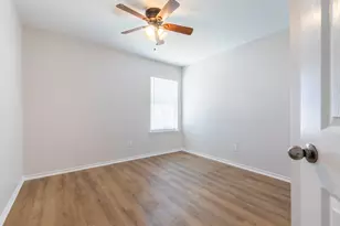 959 Heather St, Burleson, TX 76028 - Photo 27