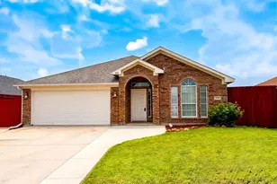 959 Heather St, Burleson, TX 76028 - Photo 1