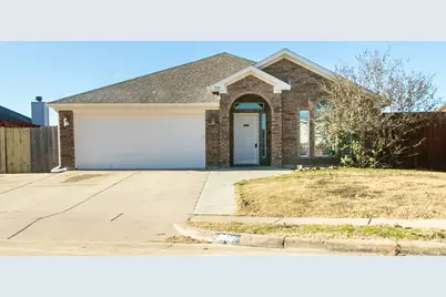 959 Heather Street, Burleson, TX 76028 - Photo 1