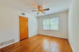 1015 W Sycamore St, Sherman, TX 75092 - Photo 29