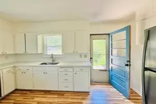 1015 W Sycamore St, Sherman, TX 75092 - Photo 13