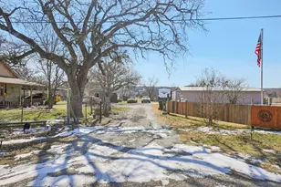 203 Walker Bend Rd, Weatherford, TX 76088 - Photo 31