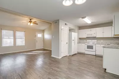 809 Springhill Drive, Burleson, TX 76028 - Photo 9