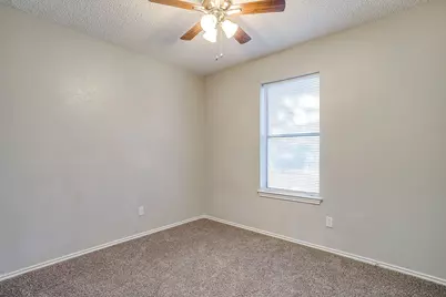 809 Springhill Drive, Burleson, TX 76028 - Photo 15