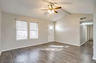 809 Springhill Dr, Burleson, TX 76028 - Photo 5