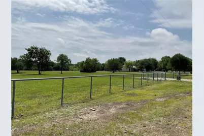 1149 Cr 4642, Trenton, TX 75490 - Photo 5