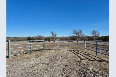 1149 Cr 4642, Trenton, TX 75490 - Photo 11