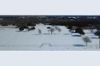1149 Cr 4642, Trenton, TX 75490 - Photo 9