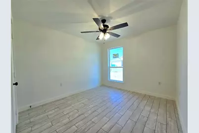 335 Flying Bridge, Gun Barrel City, TX 75156 - Photo 13