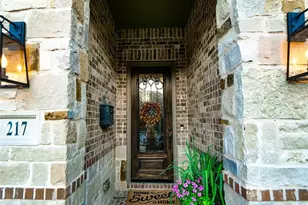 217 Warwick Blvd, Lewisville, TX 75056 - Photo 3