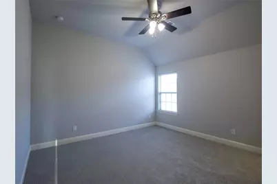 217 Warwick Boulevard, Lewisville, TX 75056 - Photo 37