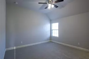 217 Warwick Blvd, Lewisville, TX 75056 - Photo 37