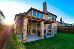 217 Warwick Blvd, Lewisville, TX 75056 - Photo 5