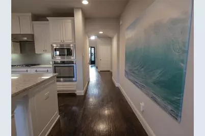 217 Warwick Boulevard, Lewisville, TX 75056 - Photo 9