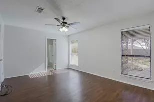 1610 Oxford Dr, Mansfield, TX 76063 - Photo 17