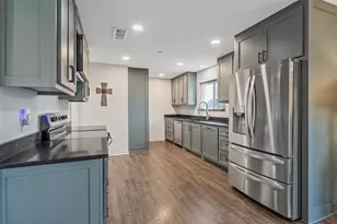 300 Rash Ln, Terrell, TX 75160 - Photo 5