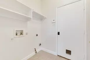 5702 Streamside Dr, Arlington, TX 76018 - Photo 23