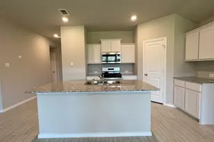 8409 Hollymead Ln, Fort Worth, TX 76131 - Photo 3