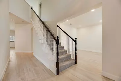 5525 Buckskin Drive, The Colony, TX 75056 - Photo 5