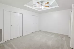 930 Shady Creek Ln, Bedford, TX 76021 - Photo 17