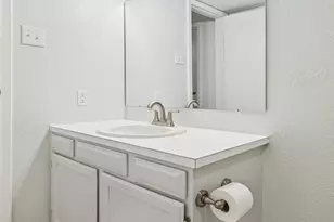 930 Shady Creek Ln, Bedford, TX 76021 - Photo 19