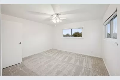 930 Shady Creek Lane, Bedford, TX 76021 - Photo 25