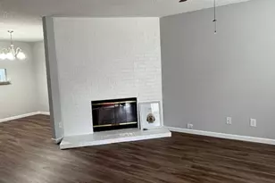 24 Abbey Rd, Euless, TX 76039 - Photo 25