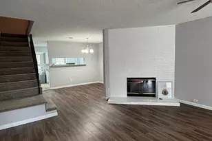 24 Abbey Rd, Euless, TX 76039 - Photo 21