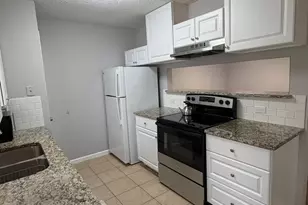 24 Abbey Rd, Euless, TX 76039 - Photo 15