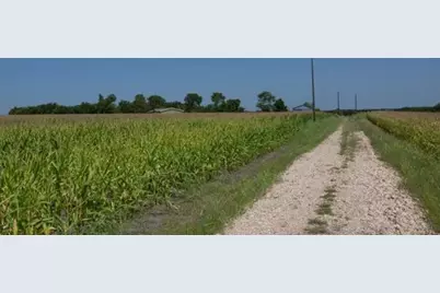 764 Hcr 3422 County Road 3422, Bynum, TX 76631 - Photo 23