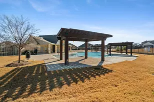 608 Ranchwood Dr, Justin, TX 76247 - Photo 39