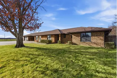 111 Mustang, Graham, TX 76450 - Photo 3