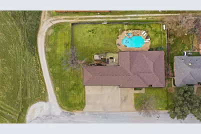 111 Mustang, Graham, TX 76450 - Photo 7