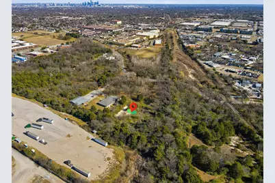 2809 Coombs Creek Drive, Dallas, TX 75211 - Photo 11