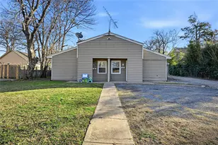 817 S Elm St, Sherman, TX 75090 - Photo 1