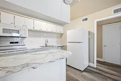 817 S Elm Street #2, Sherman, TX 75090 - Photo 9